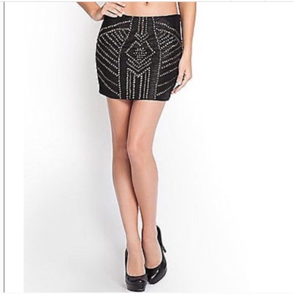 Guess Mini Skirt Black with Studded Metal Details EUC Size 8